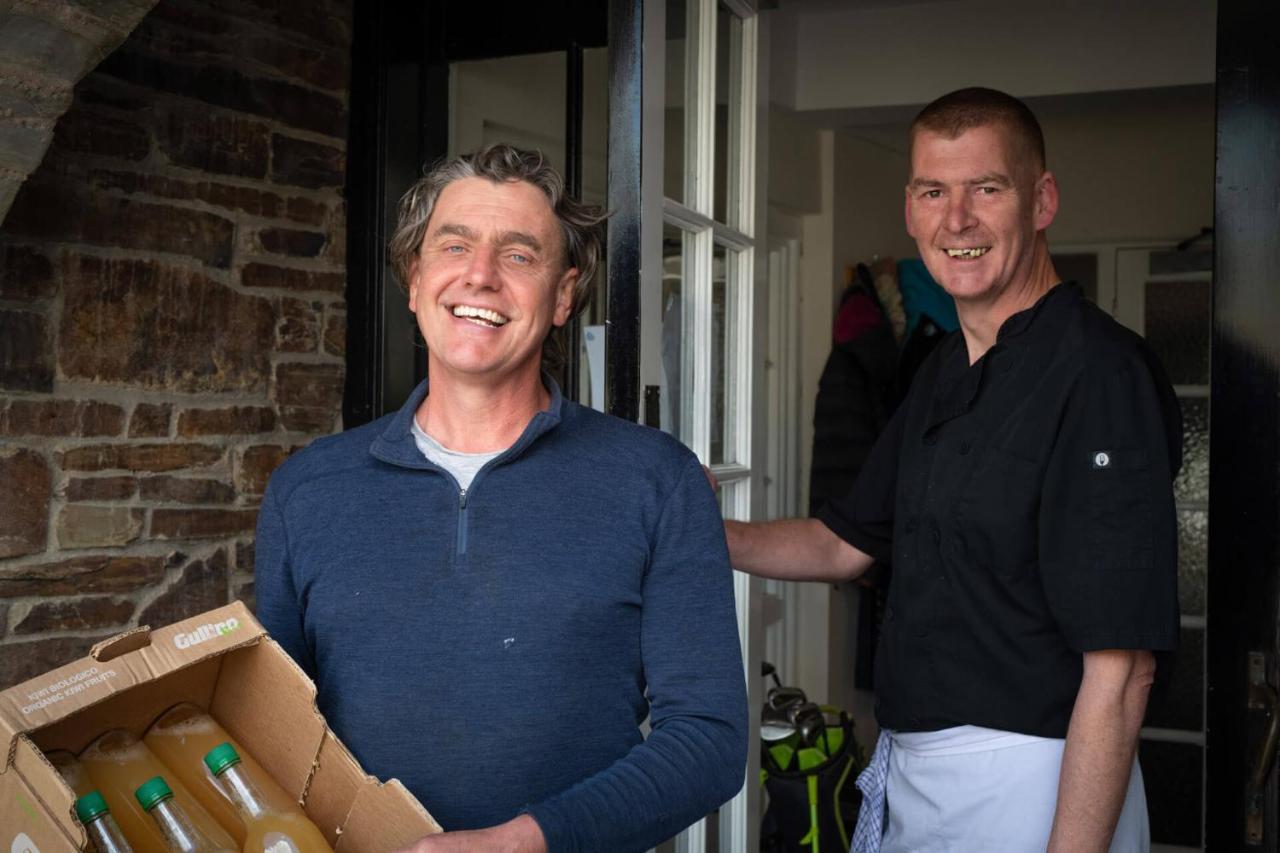 Finnygook Inn Crafthole Eksteriør billede